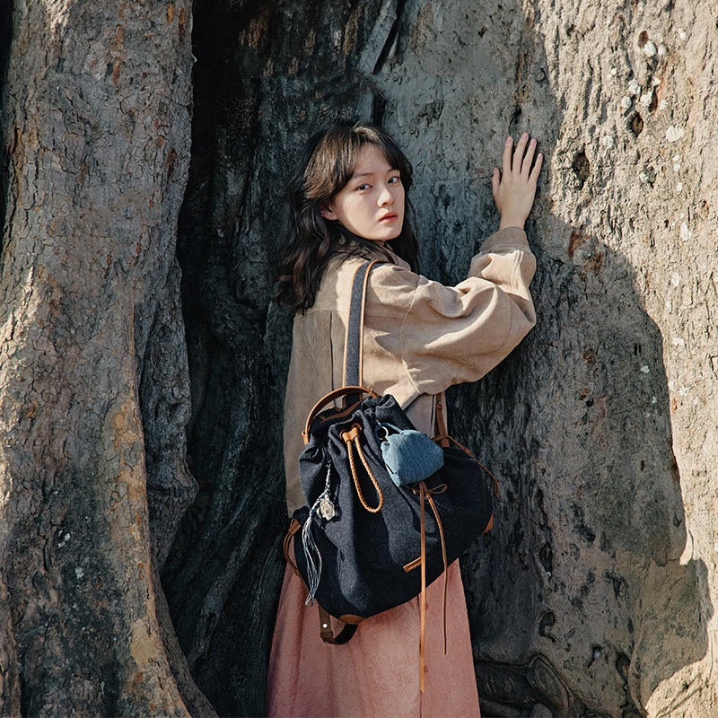 UKF 새 디자이너 럭셔리 가방 일일 배낭 통근 호보  - Fashion Backpack Women 리뷰 및 가격